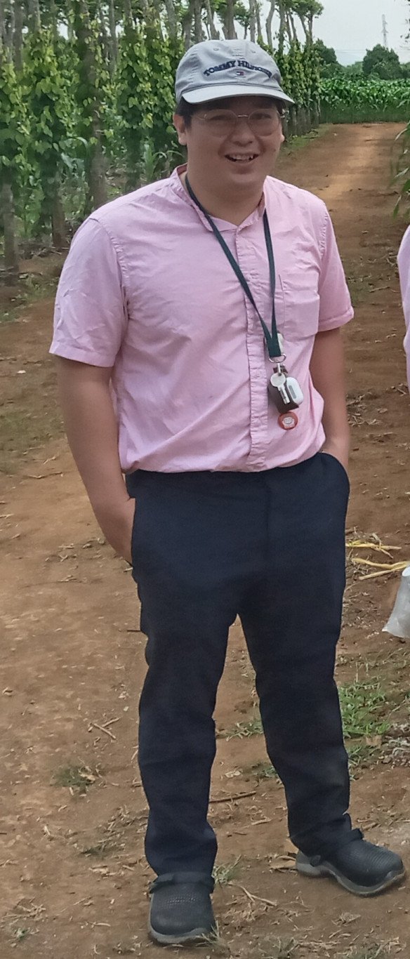 HOÀNG LÊ XUÂN QUÝ